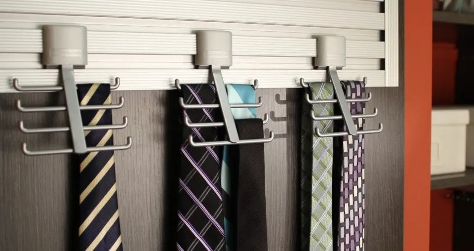 fusion-tie-rack