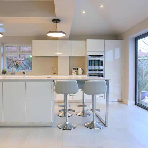 Modern white kitchens UV Lacquer with particle board-GK-061